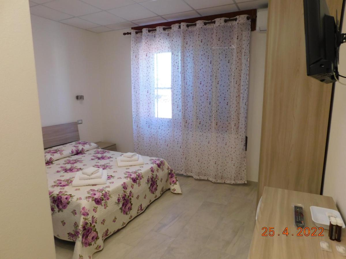 B&B Divino Càbras Buitenkant foto