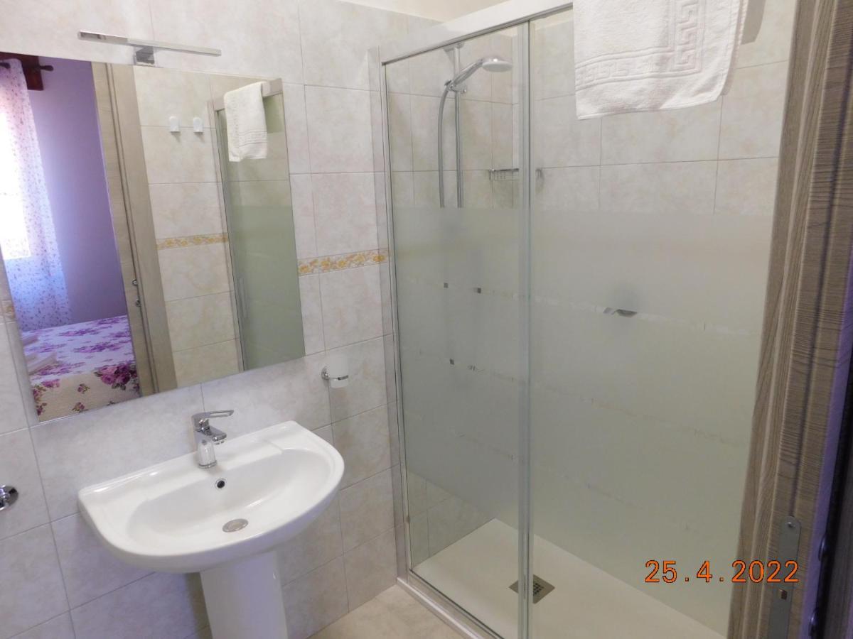 B&B Divino Càbras Buitenkant foto