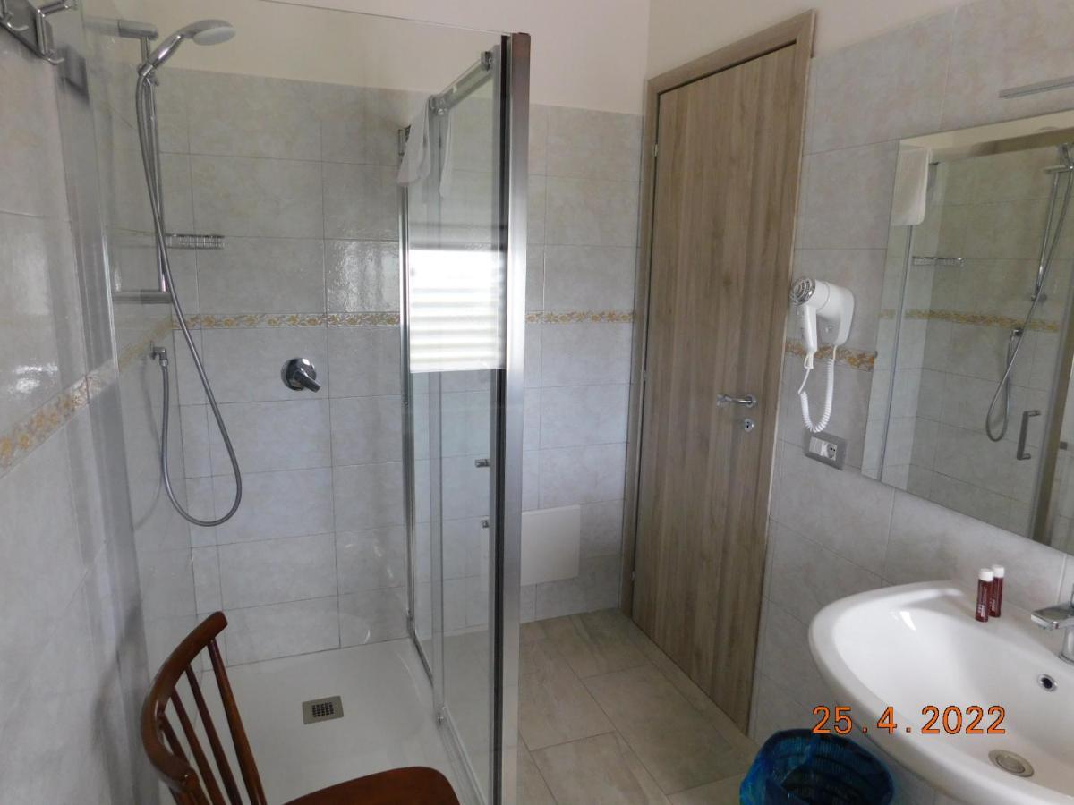 B&B Divino Càbras Buitenkant foto