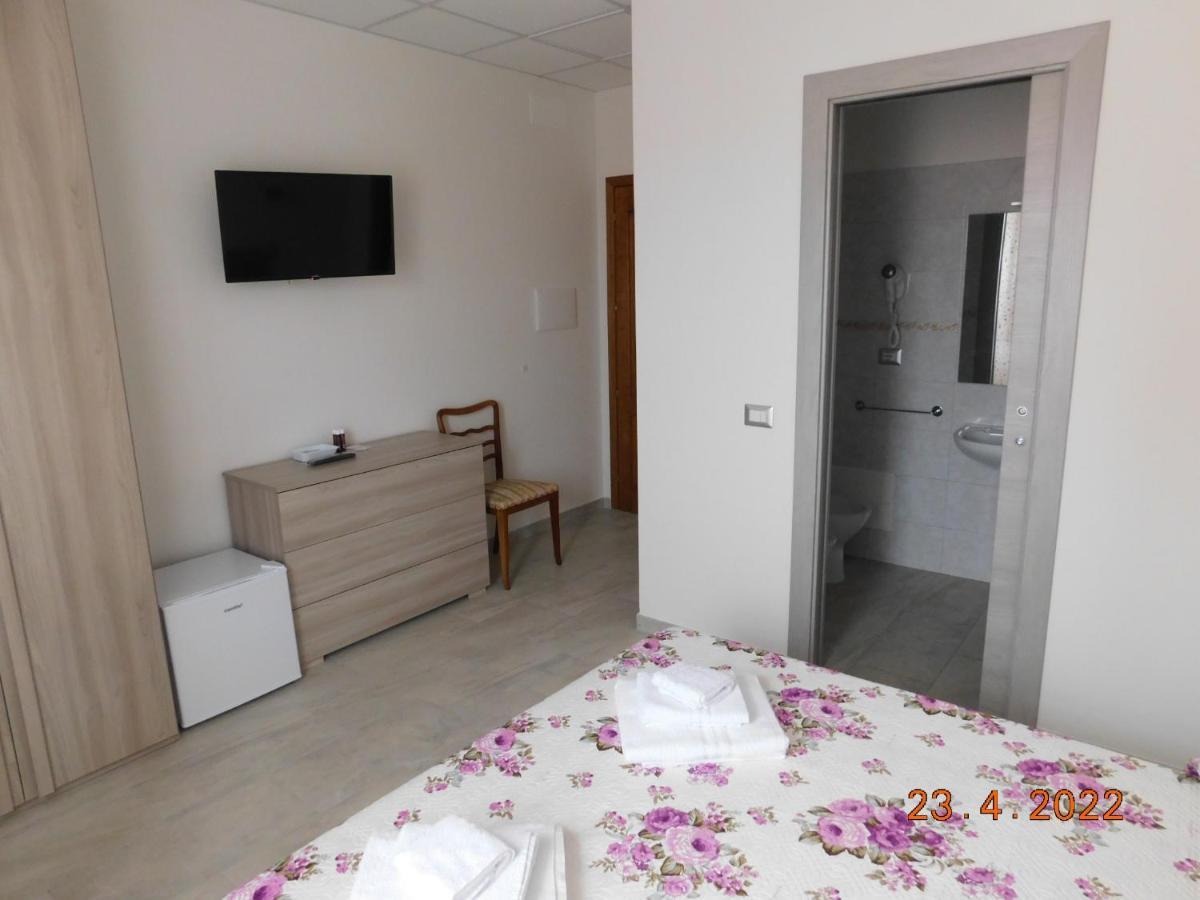 B&B Divino Càbras Buitenkant foto