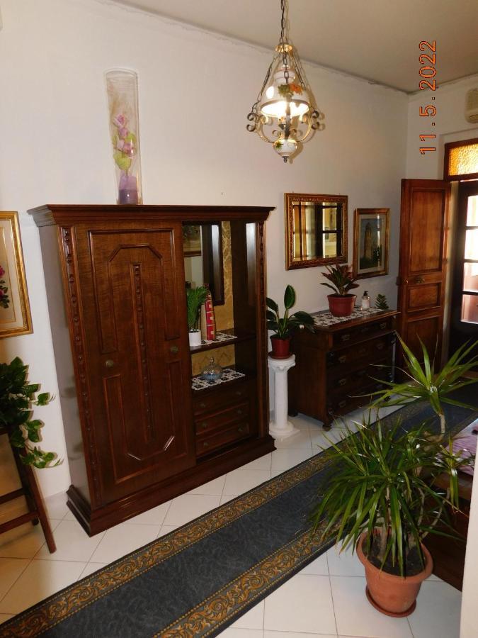 B&B Divino Càbras Buitenkant foto
